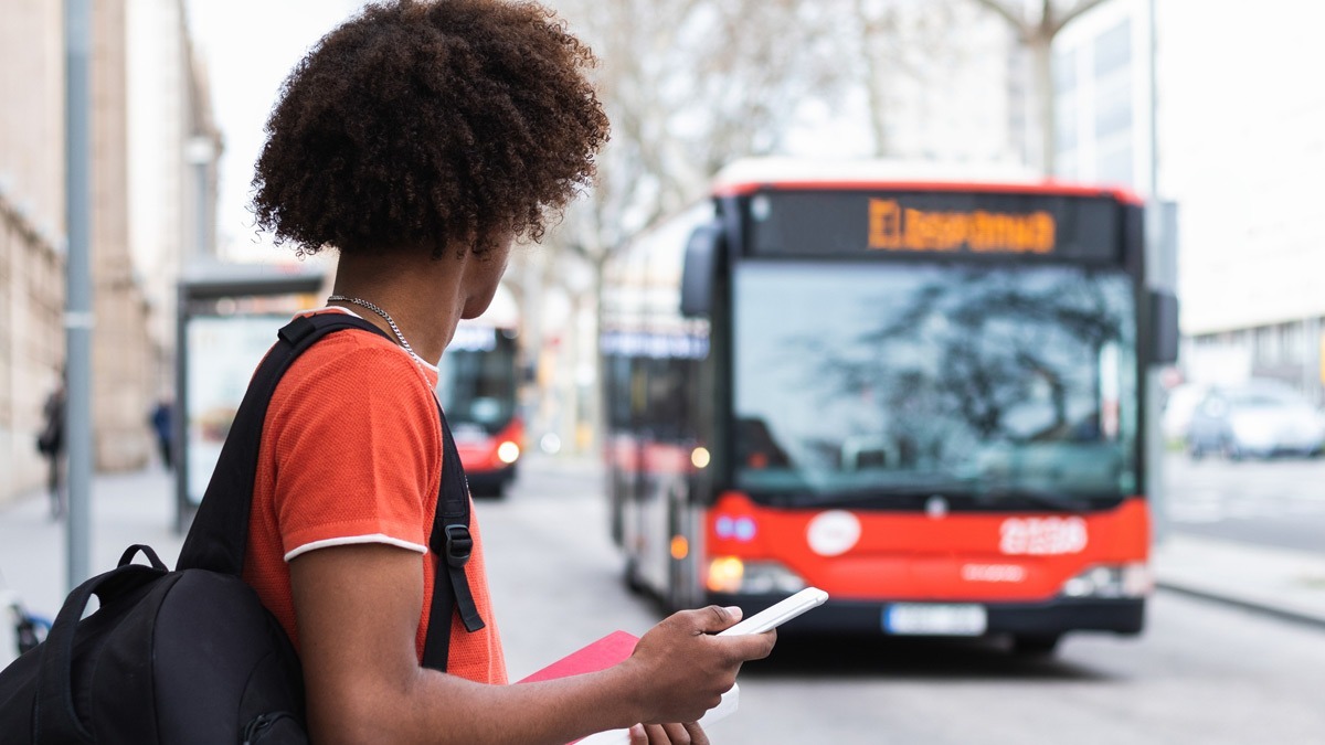 young-man-waiting-for-the-bus