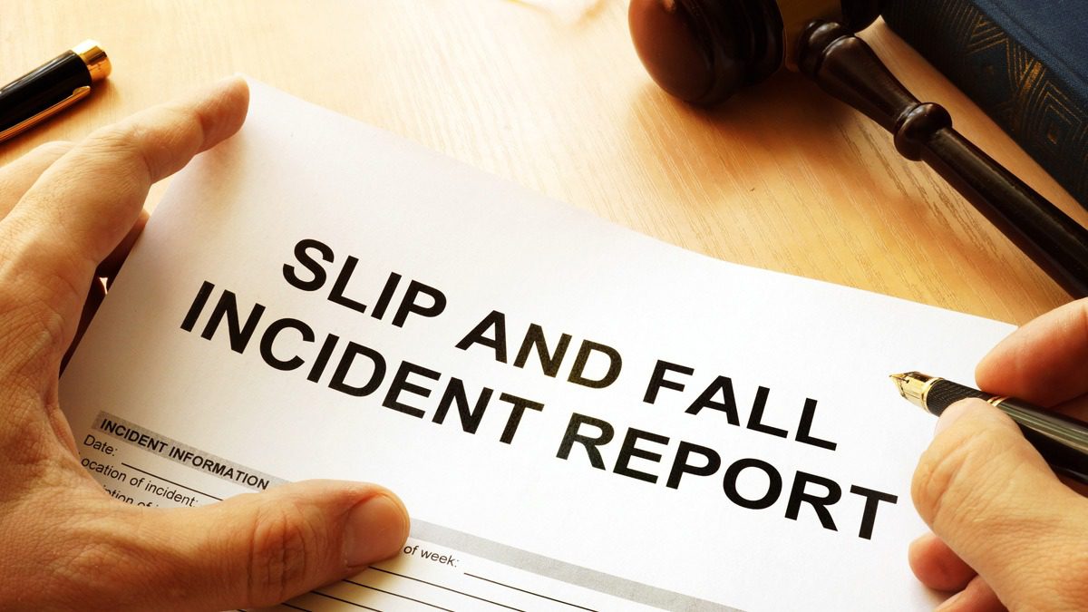 Slip-and-fall-injury-report-on-a-table
