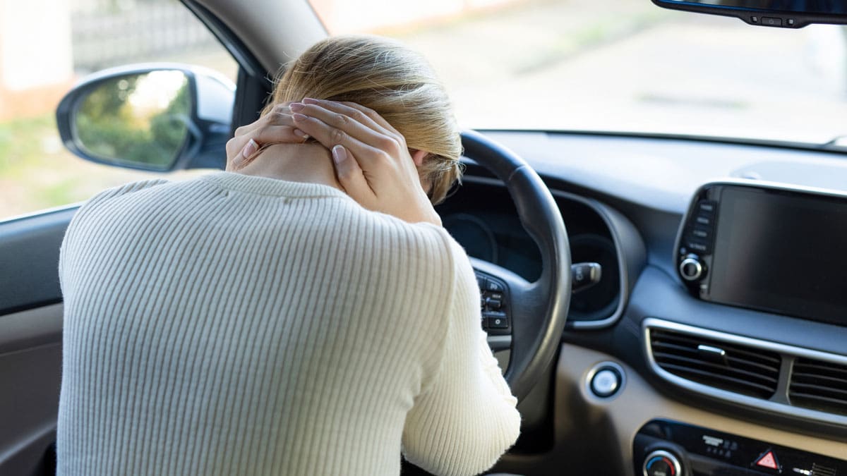 female-experiencing-pain-after-car-accident