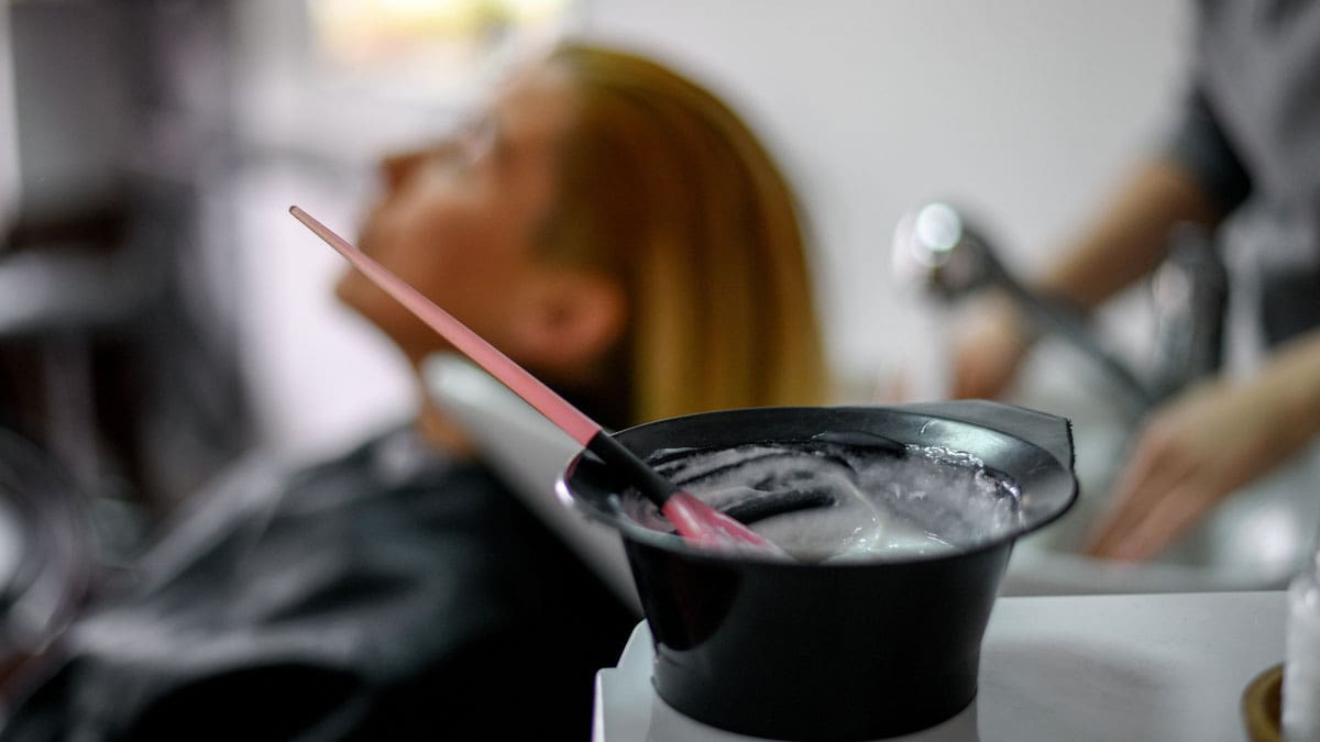 Hair Relaxer Lawsuit Update (2026): Cancer Claims, MDL Status, and Eligibility