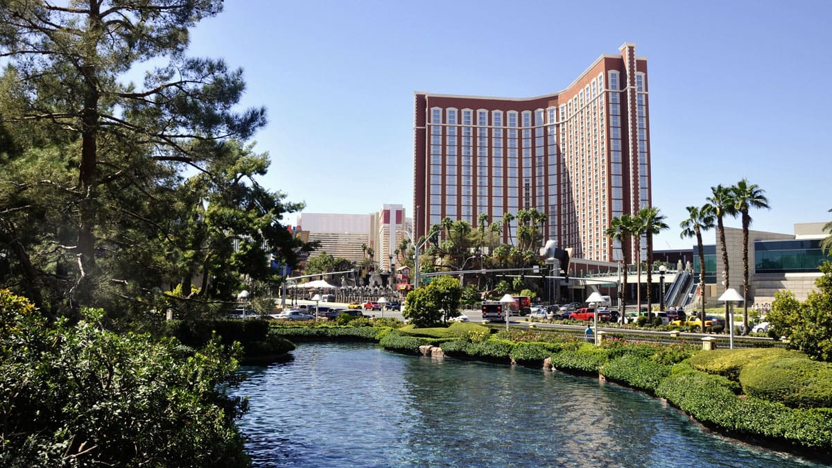 view-of-Vegas-resort-across-water