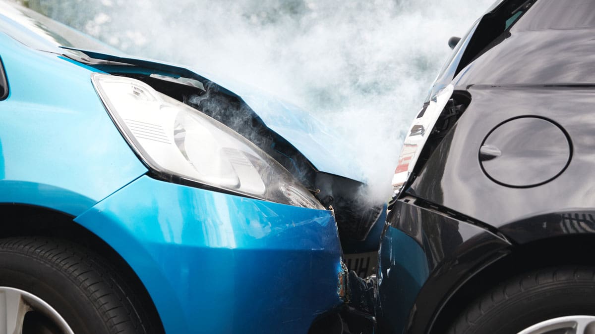 rear-end-accident-just-after-impact